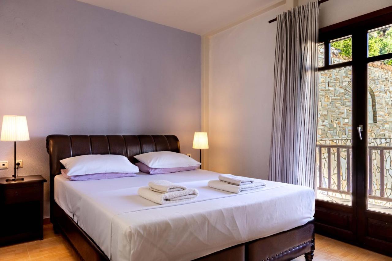 Porto Koufo Resort エクステリア 写真