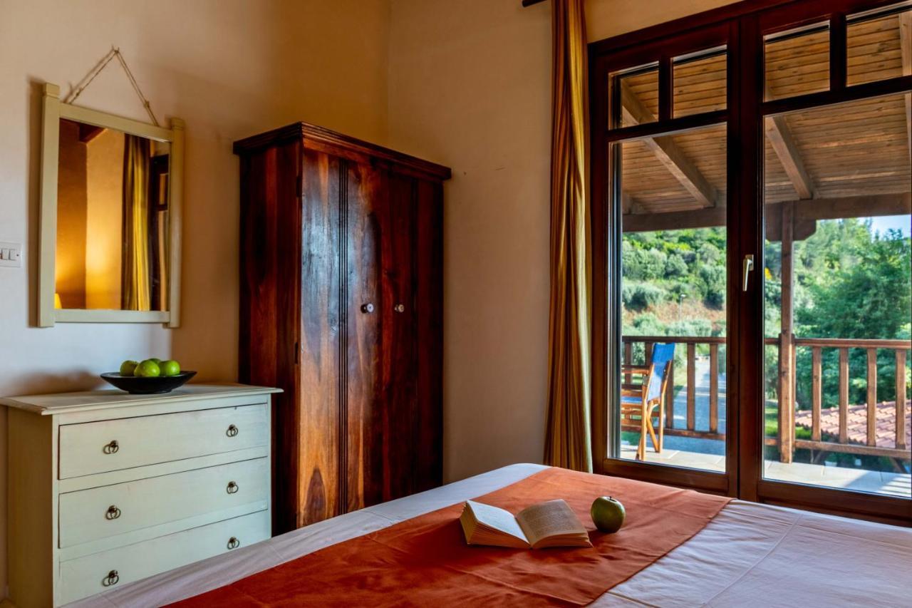 Porto Koufo Resort エクステリア 写真