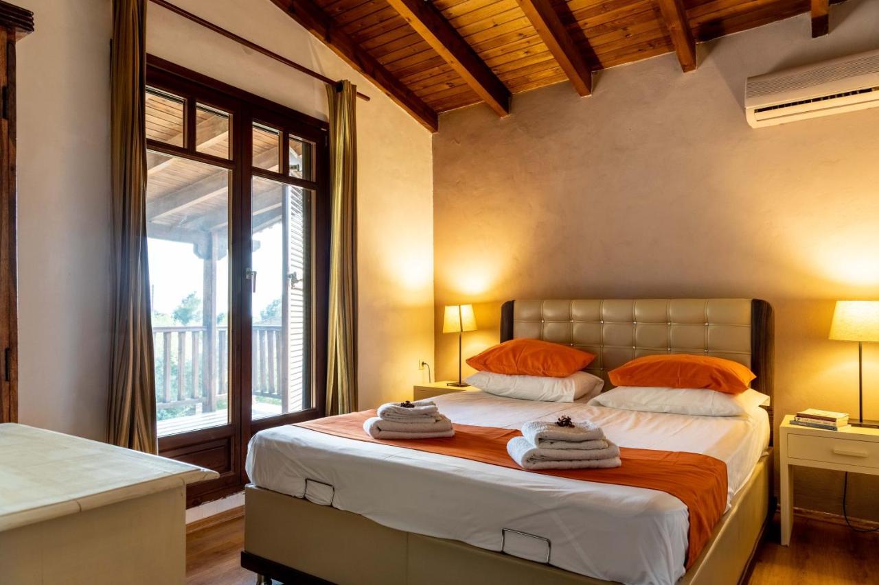 Porto Koufo Resort エクステリア 写真