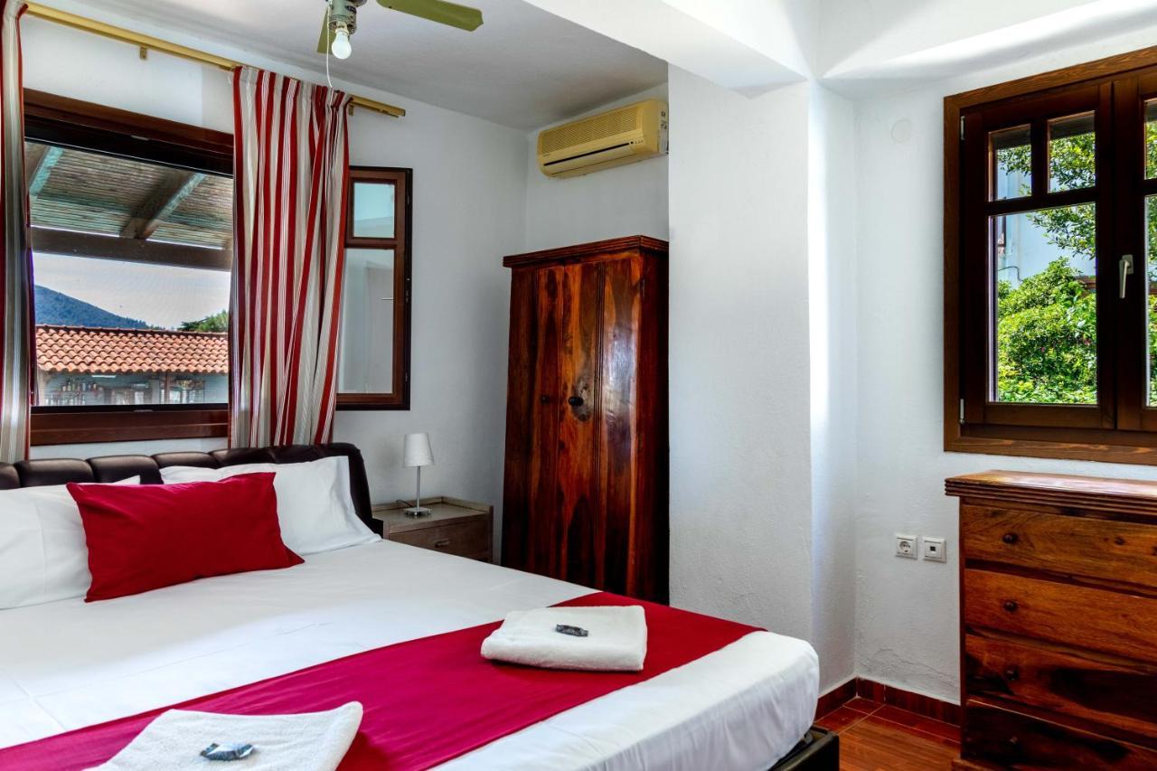 Porto Koufo Resort エクステリア 写真