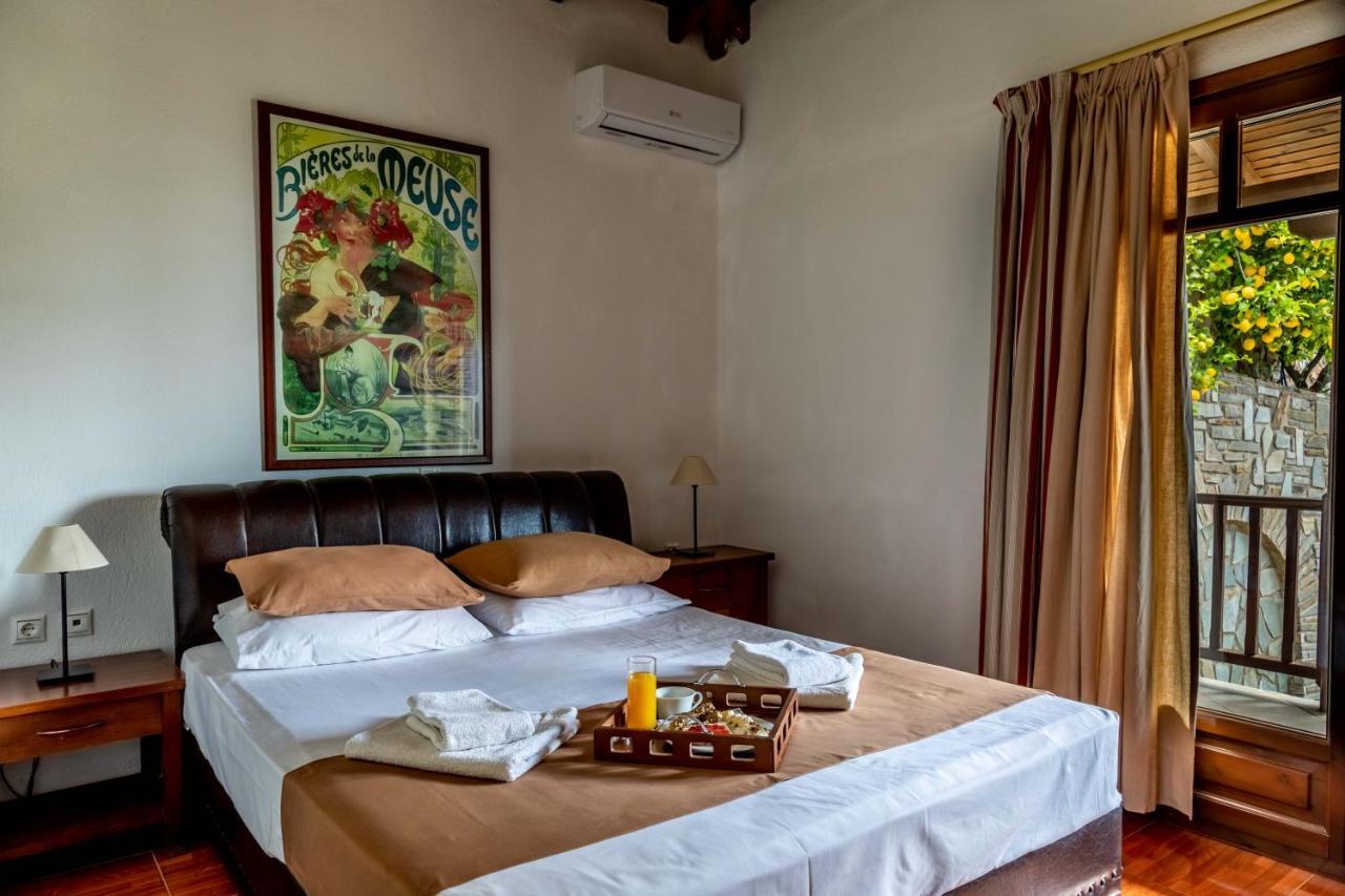 Porto Koufo Resort エクステリア 写真