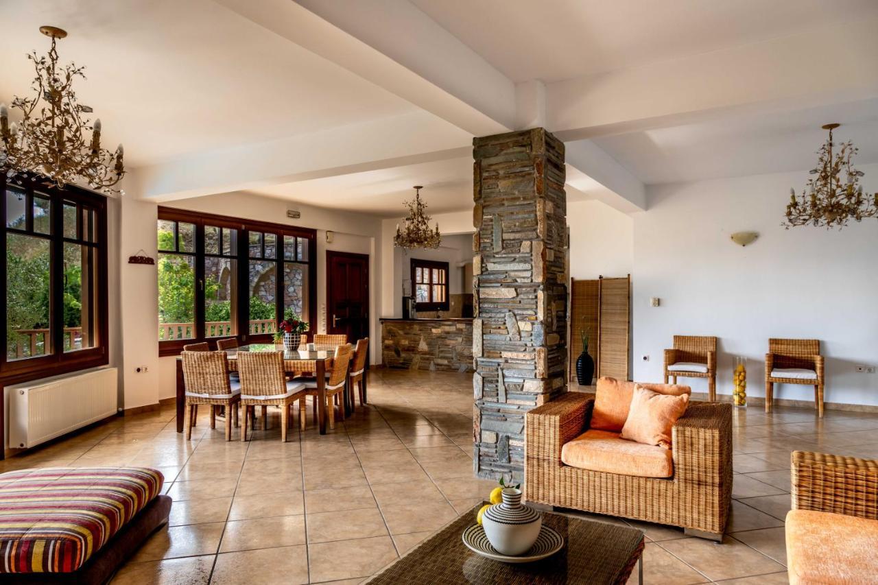 Porto Koufo Resort エクステリア 写真